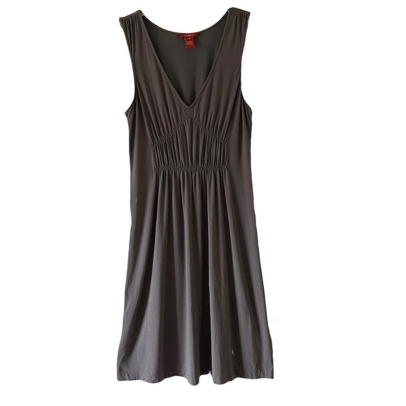 Sundance | Gray Sleeveless Smocked V-Neck Midi Dress, Medium - Picture 1 of 6